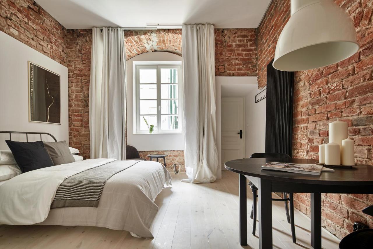 Apartamento Old New - Prime Location On Main Square Cracovia Exterior foto