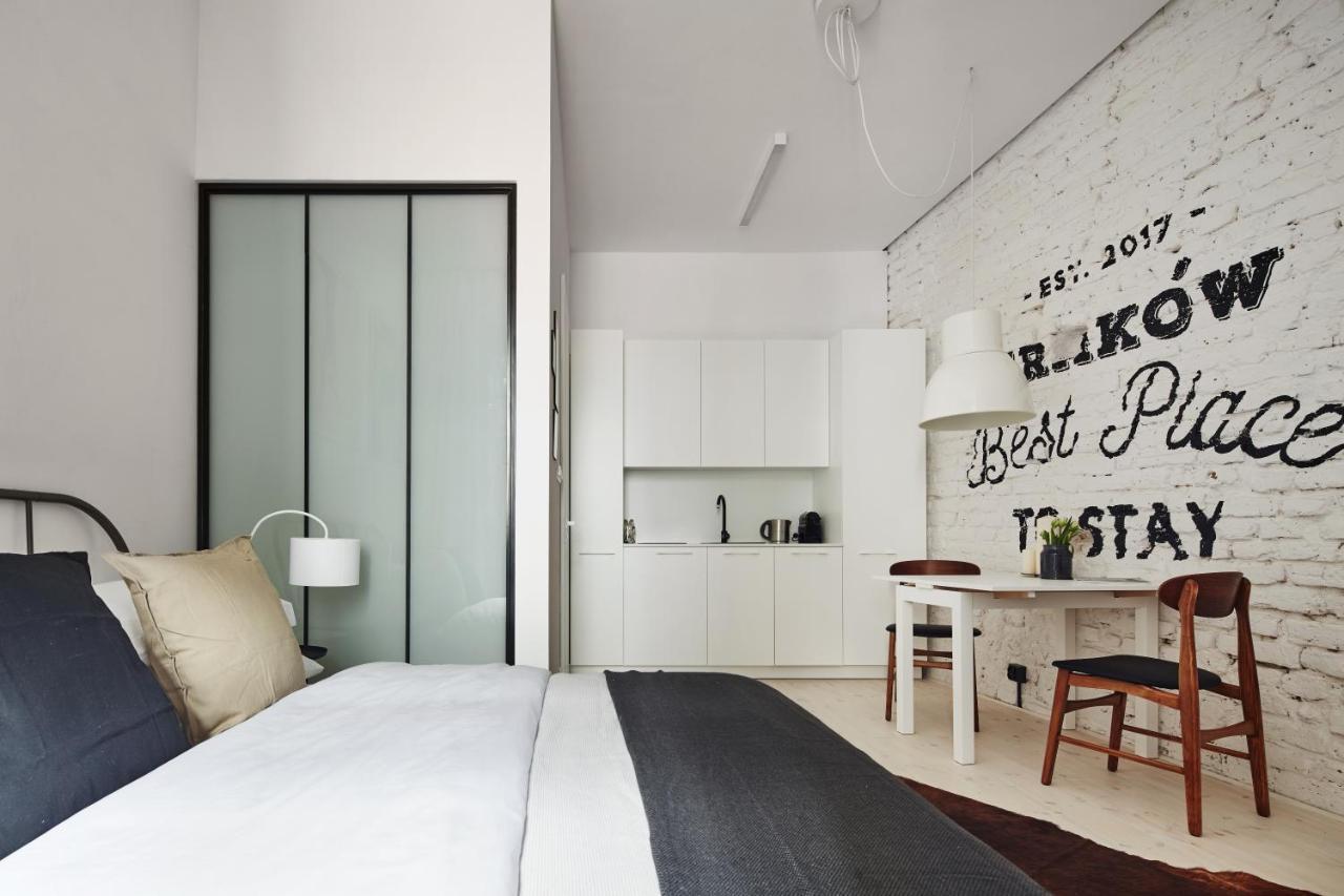 Apartamento Old New - Prime Location On Main Square Cracovia Exterior foto